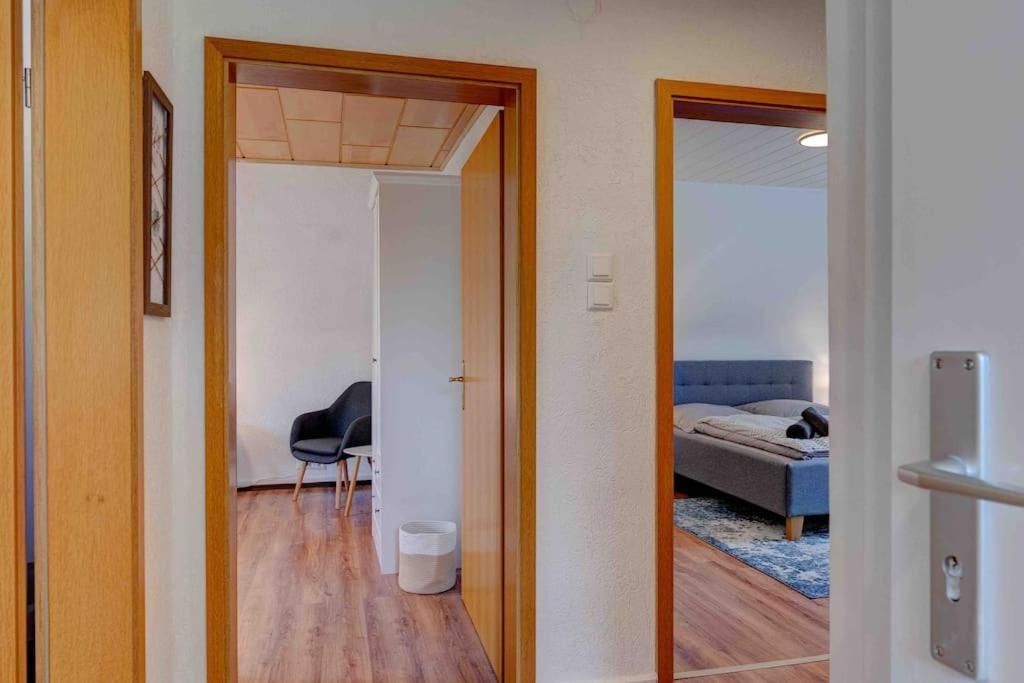Gemuetliche Wohnung Naehe Alsfeld - Parkplatz Extérieur photo