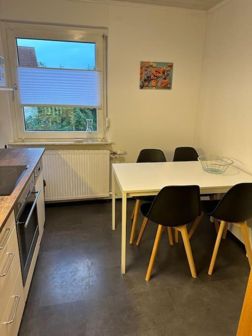 Gemuetliche Wohnung Naehe Alsfeld - Parkplatz Extérieur photo
